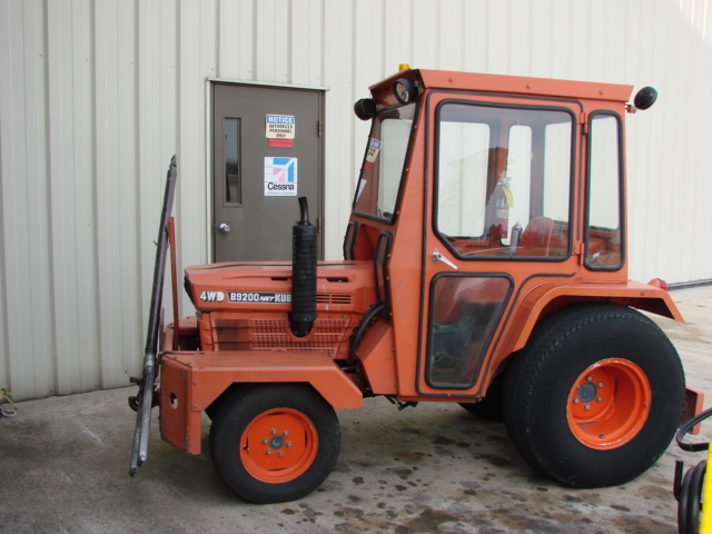 Kubota B9200 PIERŚCIENIE I TŁOKI